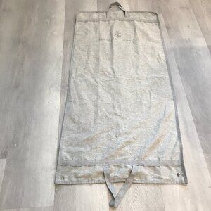 BRUNELLO CUCINELLI LINEN GRAY GARMENT BAG WITH TWO HANDELS HANGER GROMMET